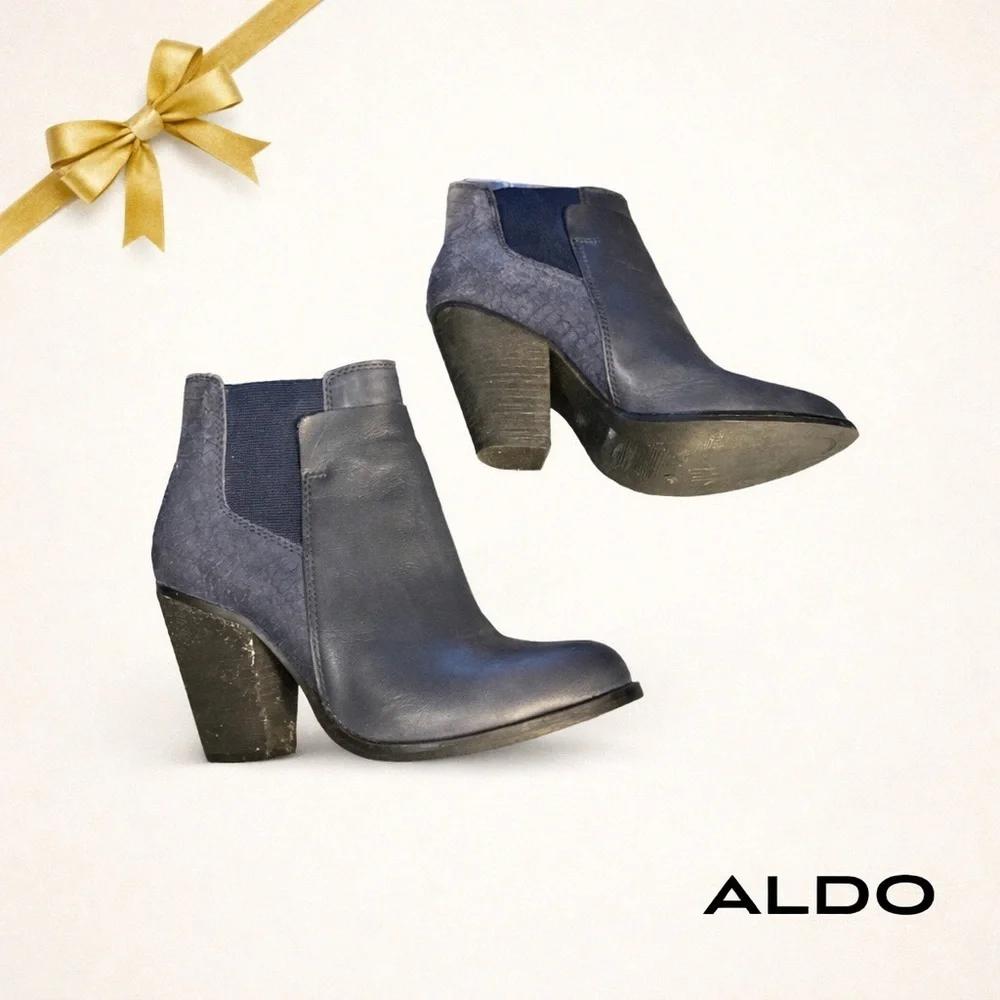 Aldo Booties 3” Block Heel Blue Grey Suede Size 6 Almond Toe